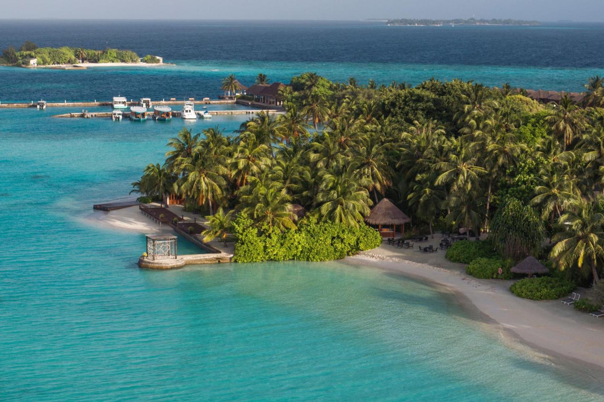 Sheraton Maldives Full Moon & Resort