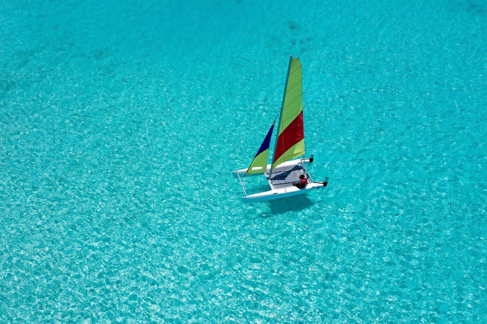 Sheraton Maldives Full Moon &
