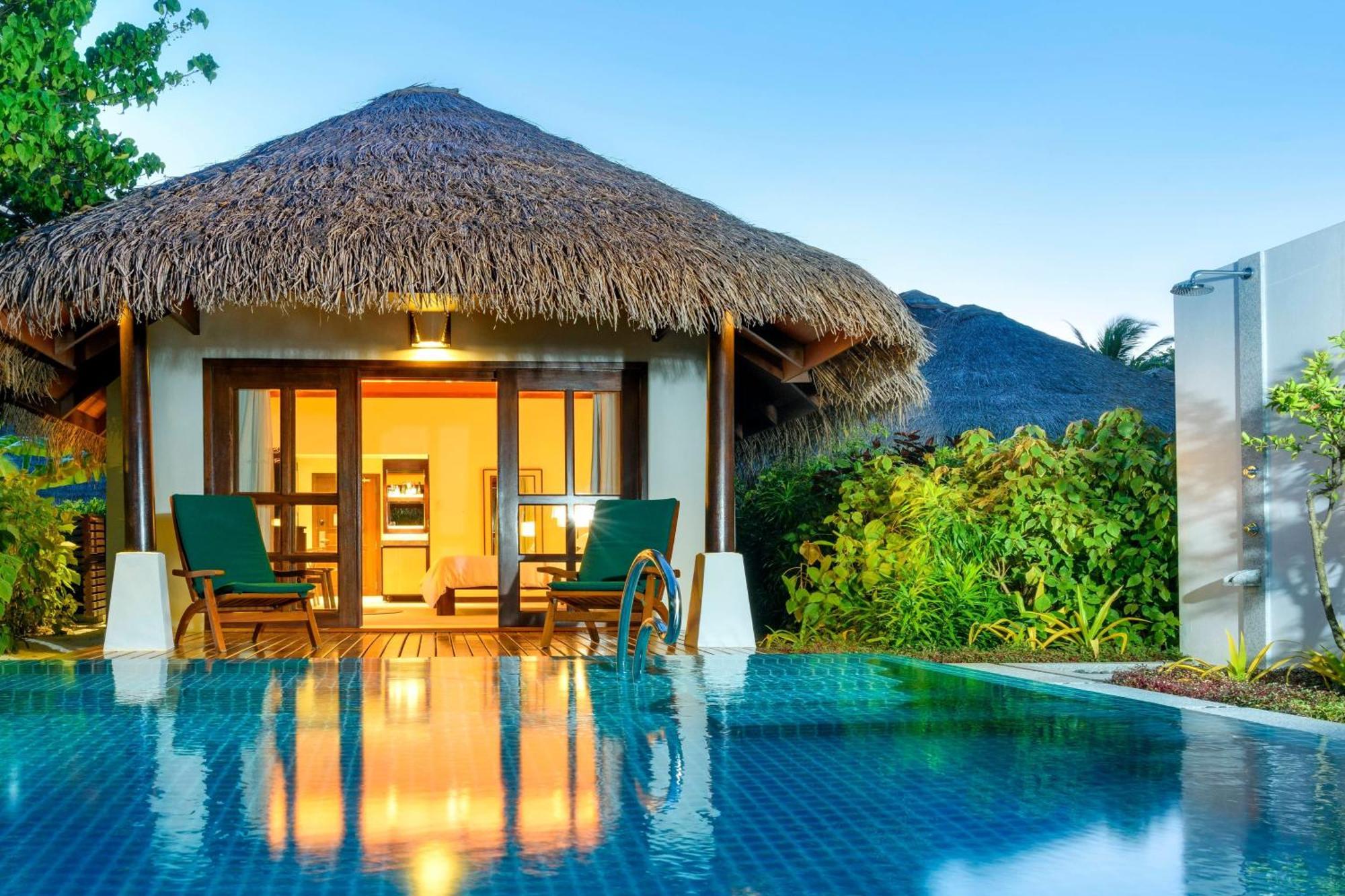 Sheraton Maldives Full Moon & Resort